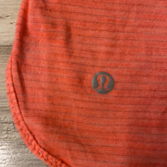 Lulu workout tank - Picture 3 of 3